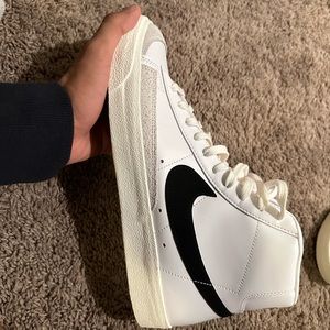 Nike Blazer Mid ‘77 Vintage, BRAND NEW, NEVER WORN! Size 12